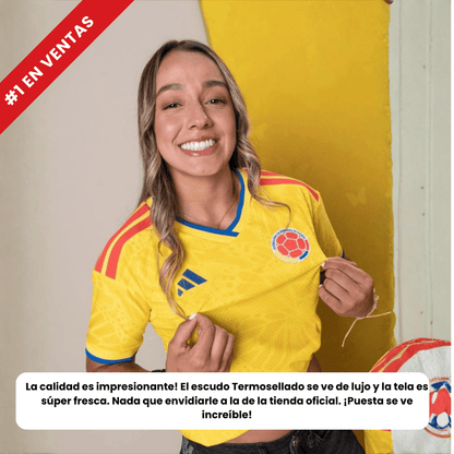 CAMISETA OFICIAL SELECCIÓN COLOMBIA® 2026 FIFA + CAJA OFICIAL EDICION MUNDIAL